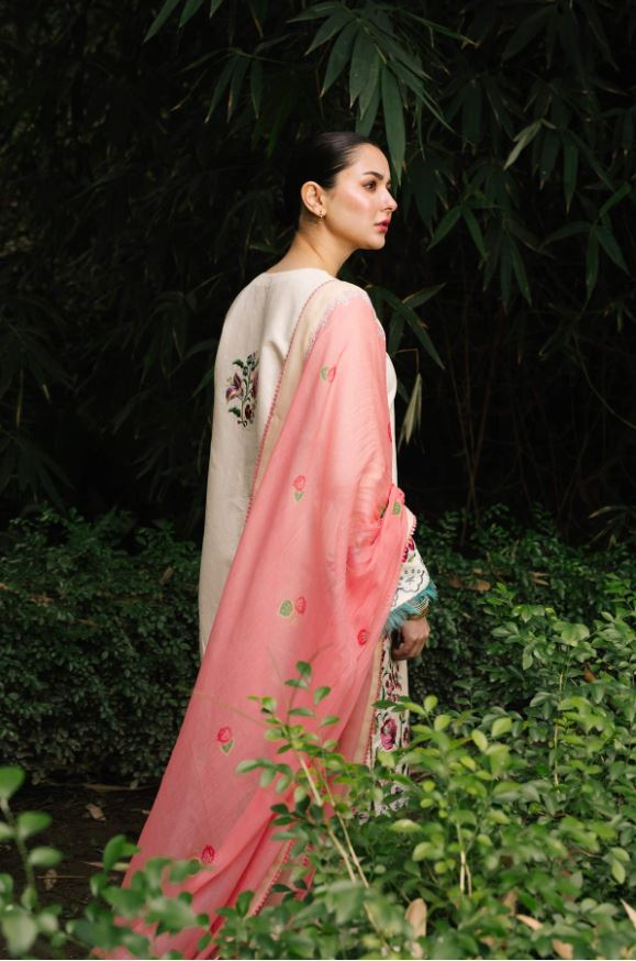 Zara Shahjahan 3Pc Embroidered Lawn Suit With Digital Printed Chiffon Dupatta