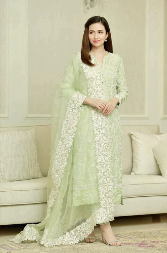 Bareeze 3Pc Embroidered Lawn Suit With Embroidered Organza Dupatta