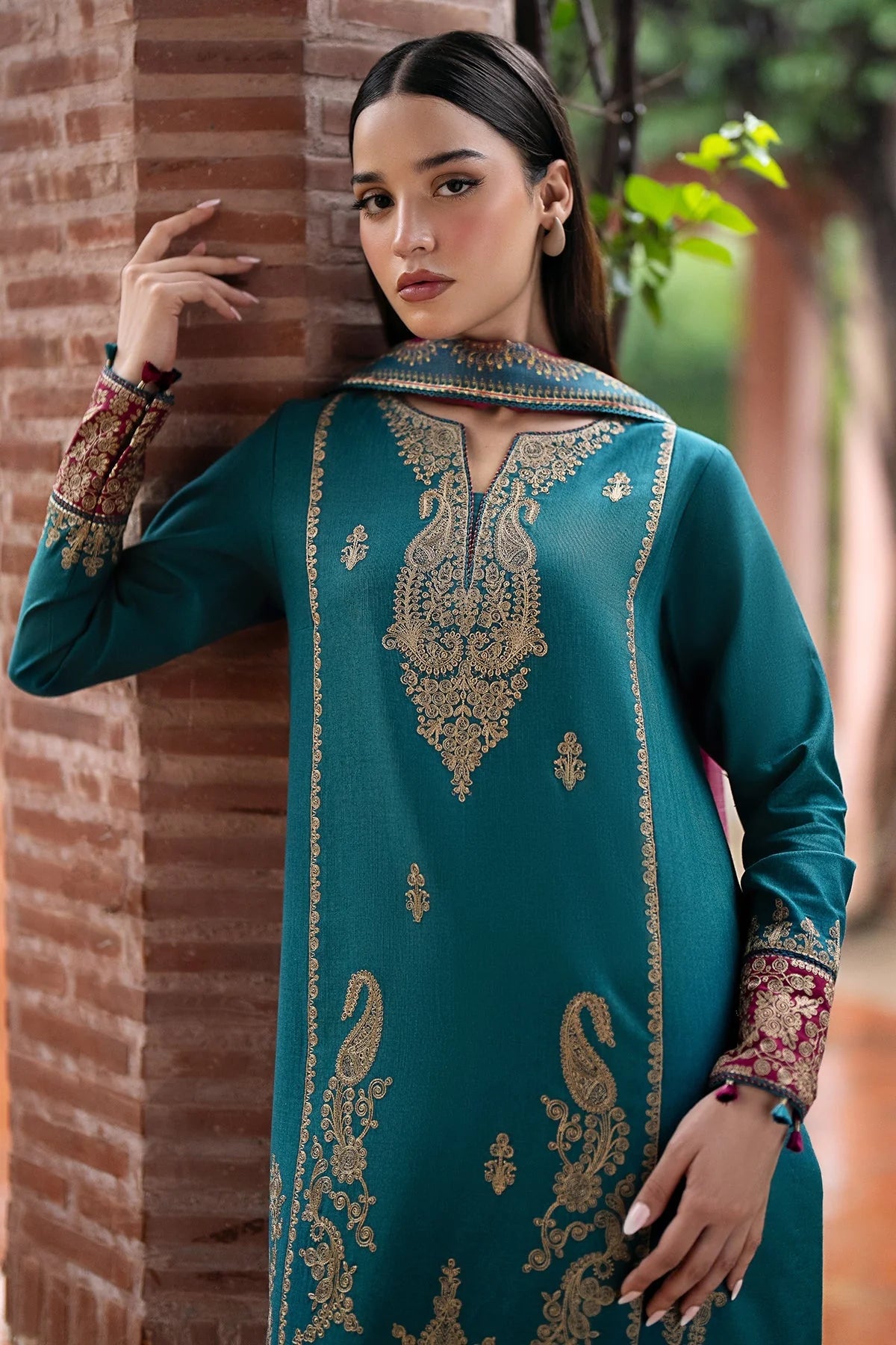 Jazmin 3Pc Embroidered Lawn Suit With Digital Printed Voil Dupatta